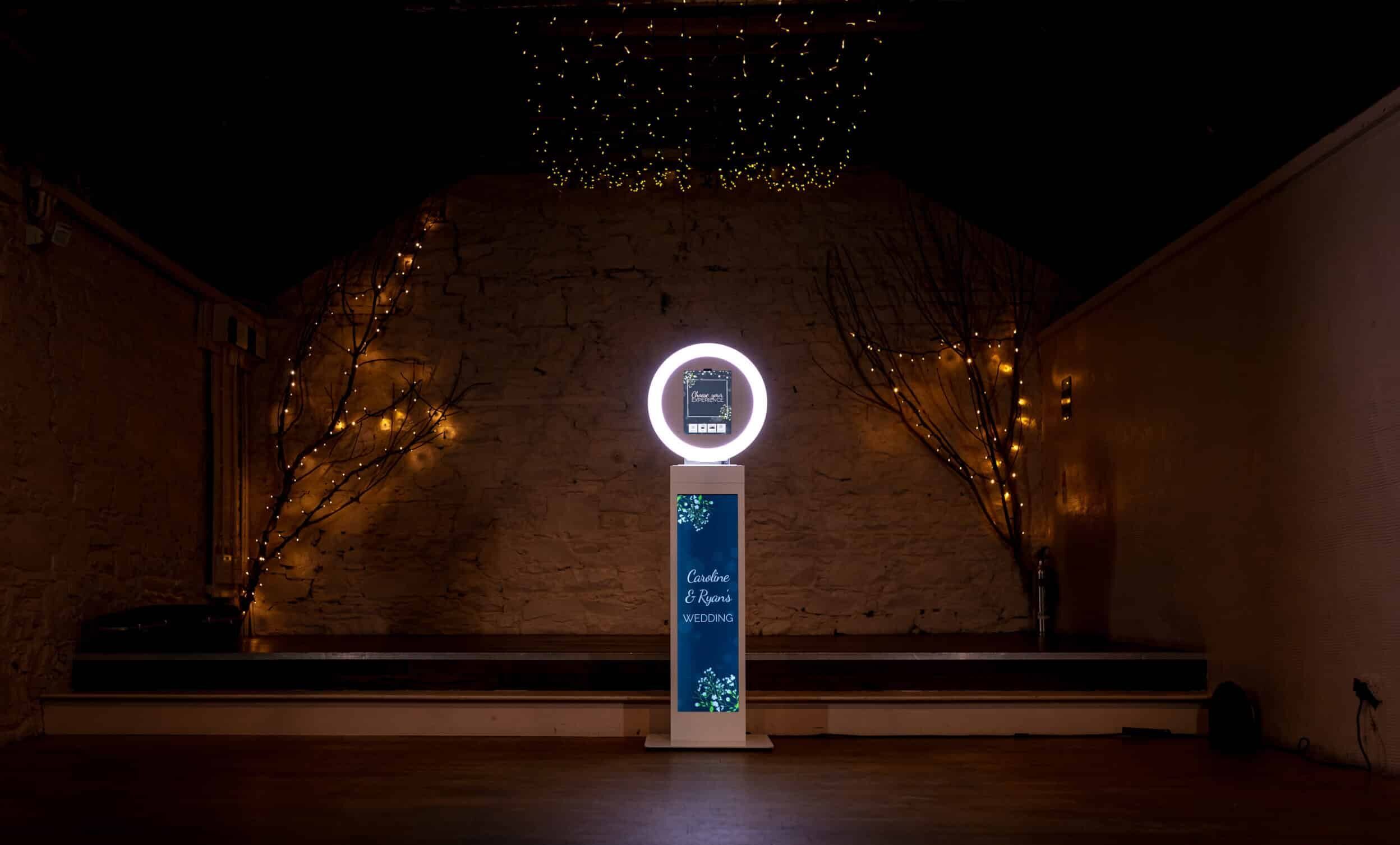 The Mobi Aura booth outside, waiting for wedding guests to come along and have their photos taken